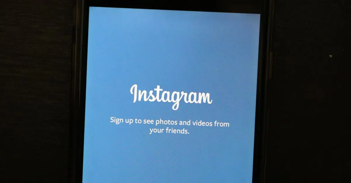 Comment utiliser les réseaux sociaux pour vendre ses encombrants